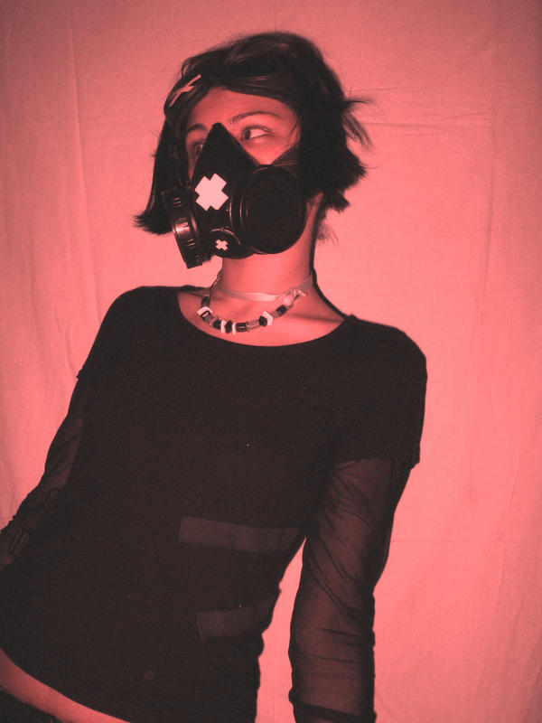 Gasmask_Red_by_Lost_Illusions.jpg