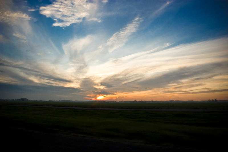 Sunset_in_Motion_1_by_SpeedDodici.jpg